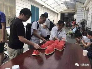 成都的吃瓜群众,麻辣鲜香里的市井百态